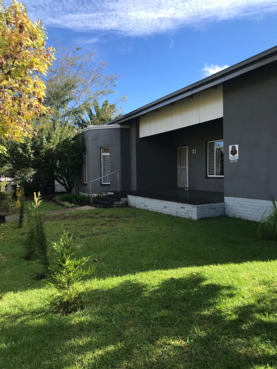 7 Bedroom Property for Sale in Winburg Free State